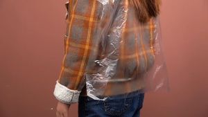 100Pcs Disposable Hair Salon Capes Salon Hair Dyeing Antifouling Shawl Barber Cape