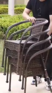 BaanD เก้าอี้หวาย PE ขนาด 50x49x73 ซม. รับน้ำหนักได้ถึง 300 กก. สีน้ำตาลเข้ม สีทอง ทนแดด ทนฝน เก้าอี้หวายเทียม เก้าอี้ในสวน เก้าอี้สนาม Ratten Chair