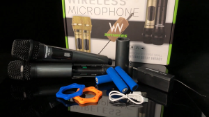 RAYHAYES Professional Wireless Microphone UHF Handheld Rechargeable Microphone for Karaoke