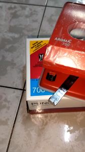 💙เครื่องเจาะกระดาษ เครื่องเจาะรู 2 รู AROMA รุ่น HD-700 (ราคา/เครื่อง)| KKNT