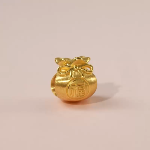Chow Sang Sang  周生生 999 Gold Charme Fortune Bag Charm for Women & Men 95985C  (Bracelet Not Included)