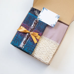 Hampers Mukena Gift Box Cewek Kado Ulang Tahun Hampers Ulang Tahun Hadiah Ulang Tahun Hempers Cewek Kado Ulang Tahun Cewek Hadiah Ulang Tahun Untuk Wanita Kado Wisuda Cewek Hampers Ulang Tahun Cewek Kado Cewek Hampers Cewek Kado Ultah Cewek