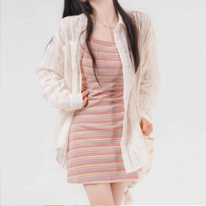 Váy Ngắn Hở Lưng Màu Cầu Vồng Cỡ Lớn Cho Nữ Mùa Hè 2025 Váy Ngắn Ôm Vừa Vặn Không Tay Cổ Chữ V Váy Midi Thường Ngày