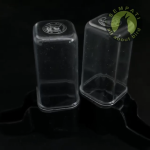 SEMPATI GROSIR Dispenser Cepuk Tabung Pendek Isi 24 Wadah Tempat Pakan Minum Burung Lovebird Kenari Parkit Murai