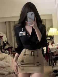 สีดำ สลิมฟิต เสื้อเชิ้ต เอว ครึ่งตัวด้านใน ผู้หญิง ชุดทูพีซ ฤดูใบไม้ผลิ ซีซั่น ผ้าฝ้าย เบลนด์ ปกโปโล Button Detail