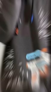 เสื้อกันหนาวมีฮู้ดพิมพ์ลายกราฟฟิตีสำหรับผู้หญิงแฟชั่นปลอมสไตล์เกาหลี