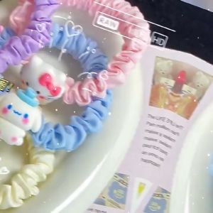 TS Ikat Rambut Pita Scrunchie Ala Korea Melody Kitty Kuromi Aksesoris Rambut Wanita / Ikatan Rambut Sanrio