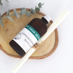 HomHom ก้านไม้ปรับอากาศ 100 ml - น้ำหอมปรับอากาศ ผสมหอมแดงสกัด Diffuser Mix Shallot Extract