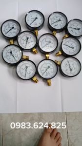 Đồng hồ đo áp suất áp lực Nước Hơi Khí Ga - Mặt Kính D100mm chân ren 17mm = 3/8″ chân đứng