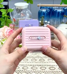 Portable Weekly Pill Box 7 Days Vitamin Container Pill Dispenser Home Travel Pill Box Medicine Organizer