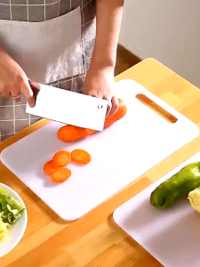 Talenan Dapur Plastik Alas Pemotong Daging Buah Sayur Serbaguna / Cutting Board