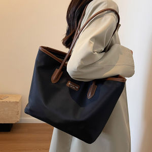 Elegant Commuter Large Tote Bag Womens High Capacity Fashionable Black Oxford Cloth Single Shoulder Bag Trendy Shopping Bag