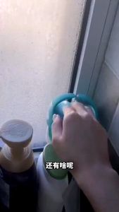 Lược gội đầu silicon lược massage đầu bàn chải massage da đầu làm mới tóc tay cầm chắc chắn - Beautify 4U