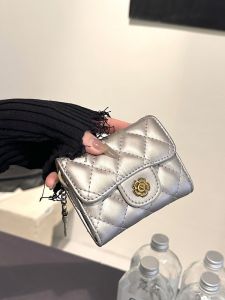 Minimalist Camellia Quilted Wallet Card Holder Female Student Classic Style Multifunctional Soft Leather Drivers License Small Coin Purse