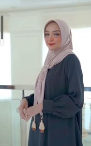 HIJAB SEGITIGA INSTAN PET TASSEL / BERGO PET JERSEY SUPER / BERGO PET SEGITIGA INSTAN JAMBUL