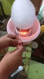 Electric Mini Sweet Cotton Candy Maker Machine with Splash-Proof Plate for Kid Party