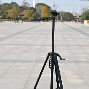 🔥HOT🔥(พร้อมส่ง)ขาตั้งกล้อง พร้อมรีโมทบลูทูธ Bluetooth พร้อมที่จับมือถือชนิดเกลียวหมุน สามารถตั้งได้ทั้งสมาร์ทโฟน และ กล้อง Tripod รีโมท Selfie stand