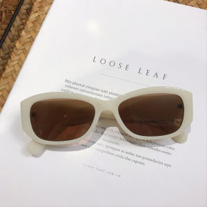 แว่นกันแดดลายเสือดาวสไตล์ย้อนยุคสำหรับผู้หญิง แว่นกันแดดทรงหัวแมว ขอบหนา สไตล์เก๋ไก๋ เลนส์กันแดด UV400 น้ำหนักเบา