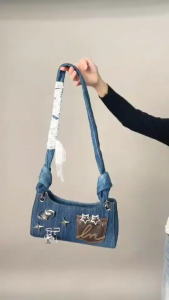 Louis Montini Shoulder Bag กระเป๋าสะพายข้าง ผ้ายีนส์ผสมหนังวัวเเท้ JEAN04
