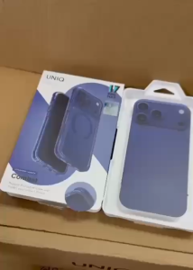 Apple iPhone 17 Pro Max / iPhone 17 Pro / iPhone Air / iPhone 17 Uniq Combat MagClick MagSafe Case Cover