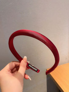 2024 ฤดูใบไม้ผลิฤดูร้อนใหม่ Minimalist ที่ละเอียดอ่อนผ้าไหม Hairband สําหรับสาวน่ารักหวานคลาสสิกอเนกประสงค์อุปกรณ์เสริมผม
