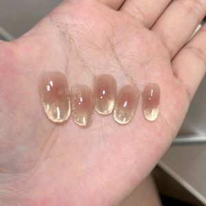 Champagne Night Handmade Gradient Super Bright Cat Eye High Quality Pure Red Blush Wearable Nail Art White Enhancing Beauty Tools