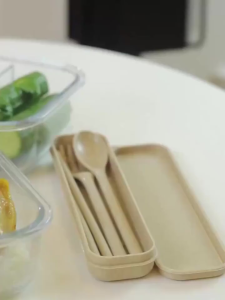 กล่องแก้ว กล่องอาหารแก้ว กล่องถนอมอาหาร สามารถใช้กับตู้เย็น ไมโครเวฟ เข้าเตาอบได้ ทนความร้อนสูง