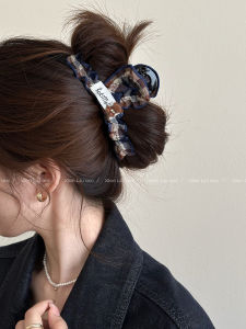 Adorable Bear Fabric Hair Clip Womens Back of Head Styling Hair Claw Folded New 2025 High-End Feeling Shark Bite Hair Accessories