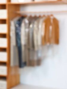 Bayar Di Tempat - Penutup Pakaian Plastik Anti Debu / Cover Baju Gantung Waterproof Polos / Pelindung Pakaian Transparan