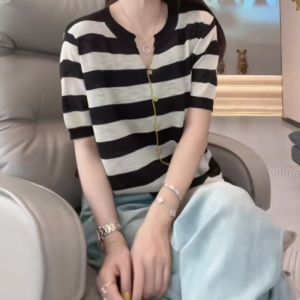French Style Elegant Striped Color Blocked Round Neck Thin Knit Cardigan