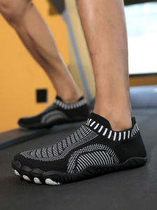 Slip Resistant Soft Soled Fitness Shoes for Indoor Training