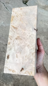 ไม้ตะแบกวุ้นสวย มีตำหนิไส้ไม้ ขนาด กว้าง 11.5Cm. ยาว28Cm. หนา 5.3Cm.สินค้าตรงปกทุกรายการ