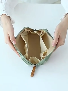 SAVE Cosmetic Bag Makeup Organizer Bag Multi-Compartment Makeup Pouch Travel Portable Storage Bag Beg Kosmetik Beg Mekap T19