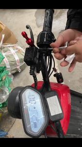 ใหม่ ตะขออุปกรณ์เสริมสำหรับ แขวนของมอเตอร์ไซค์ 5 สี CNC อลูมิเนียม ทนทาน ยืดหยุ่นและปรับได้ เหมาะสำหรับรถจักรยานยนต์ทุกรุ่น