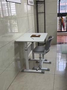 Ghế Học Điều Chỉnh Dáng Ngồi Cho Trẻ