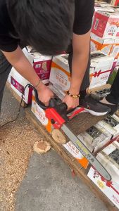 เลื่อยแบต 12 นิ้ว เลื่อยยนต์ เลื่อยยนต์ตัดไม้ เลื่อยตัดไม้ เครื่องตัดไม้ เครื่องตัดไม้ไฟฟ้า เลื่อยโซ่ไฟฟ้า