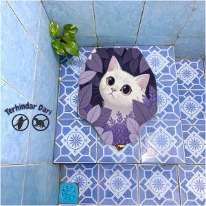 Tutup closet jongkok motif kucing ungu berbahan spon karet tebal