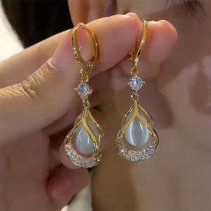 Elegant Geometric Cats Eye Stone Earrings French Style Zirconia Ear Cuffs Face Slimming Fashion Jewelry for Women