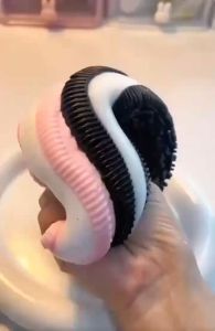 New Cute Cartoon Cheese Cookies Cake Oreo Squishy Food Soft Rising Relieve Squeeze Scented Slow Toy