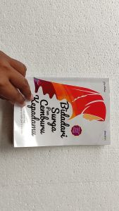 Buku Motivasi Islami Bidadari Surga Pun Cemburu Kepadamu (Joko Waluyo)