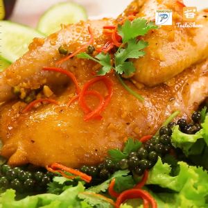 COMBO Tứ Quý nước mắm truyền thống Phú Quốc THỊNH PHÁT- chai 500ml- chai 200ml- chai 50ml- chai 650ml- chai thuỷ tinh