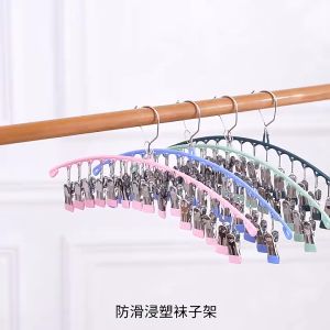 ALAmall พร้อมส่ง ไม้แขวนแบบหนีบ ไม้แขวนเสื้อ ที่แขวนถุงเท้า ป้องกันลม ตัวหนีบเคลือบซิลิโคนกันลื่น 10 ตัวหนีบ มี 4 สีให้เลือก