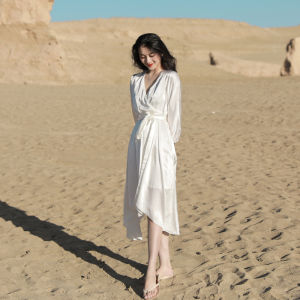 Autumn New Style Small Size Beach Dress White Long Sleeve Womens Waist Cinching Slimming Asymmetrical Elegant Long Dress