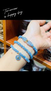 vòng tay dáng chuỗi đá aquamarine tự nhiên mix đồng điếu aquamarine vip và charm cầu kim tiền vàng tây charm túi tiền aquamarine vip bọc vàng tây vòng tay đá phong thủy hợp mệnh thủy trang sức thiết kế đủ hóa đơn thẻ bảo hành