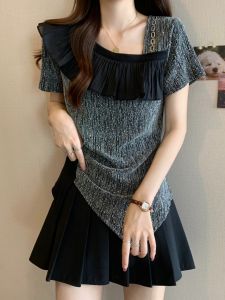 เสื้อยืดคอกว้างแขนสั้นทรงหลวมสไตล์เกาหลีสำหรับผู้หญิงในฤดูร้อน เสื้อผ้าทำงานลำลอง ทรงเข้ารูป ปกติ แขนสั้น คอเหลี่ยม ไม่สมมาตร