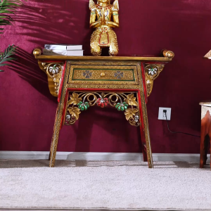 เฟอร์นิเจอร์สไตล์เอเชียตะวันออกเฉียงใต้โต๊ะบูชาพระพุทธรูปเทพเจ้าแห่งความมั่งคั่งทองโต๊ะบูชาไม้เนื้อแข็งตู้เก็บของตกแต่งไม้เนื้อแข็ง
