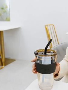 Gelas Kaca Unik 450ml Case Kulit Tahan Panas Dengan Sedotan Mug Kopi Glass Cup Tumbler Aesthetic EZZY