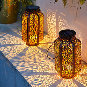 Retro Solar Lantern Light LED Iron Art Lamp Hollow Projection Light Hanging Lamp Outdoor Lawn Garden Yard Landscape Decor Lanter