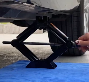 DONGKRAK ULIR 3 TON – KUAT UNTUK SEDAN & PICKUP PROMO CASHBACK COD SELURUH INDONESIA