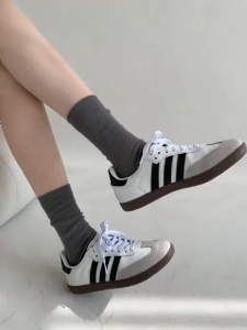 3Pairs Female Korean Gray Vertical Stripes Thin Solid Color Calf Socks Simple Slim Pile Socks Joker Double-needle Socks